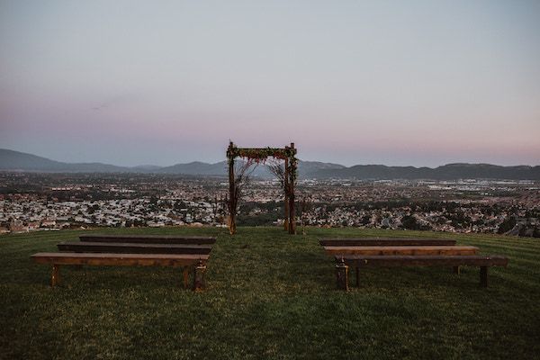  Dark and Moody Temecula California Wedding Inspo