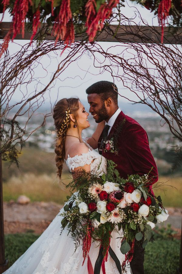  Dark and Moody Temecula California Wedding Inspo