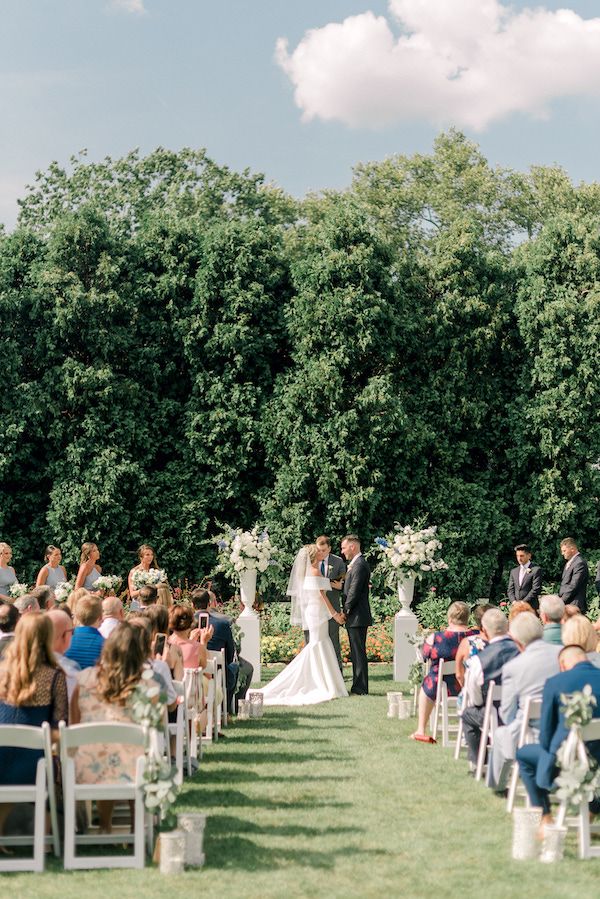  A Beautiful Summer Wedding in Pittsburgh