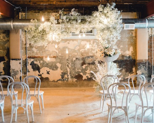  Moody Brewery Wedding Inspo in Pittsburgh