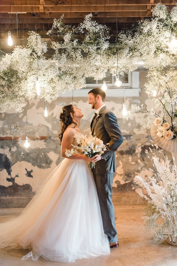  Moody Brewery Wedding Inspo in Pittsburgh