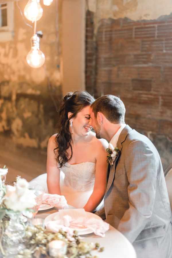  Moody Brewery Wedding Inspo in Pittsburgh