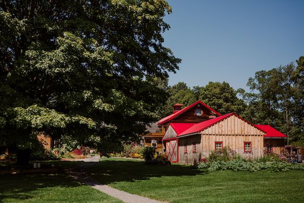  A Gorgeous Fall Soirée at Red Maple Vineyards