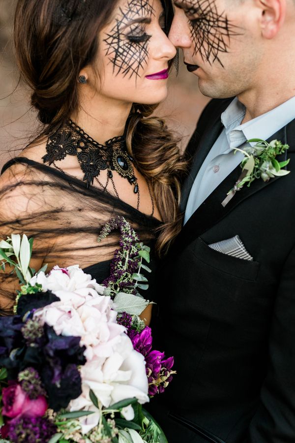 Hauntingly Beautiful Black Widow Wedding Inspo | The Perfect Palette