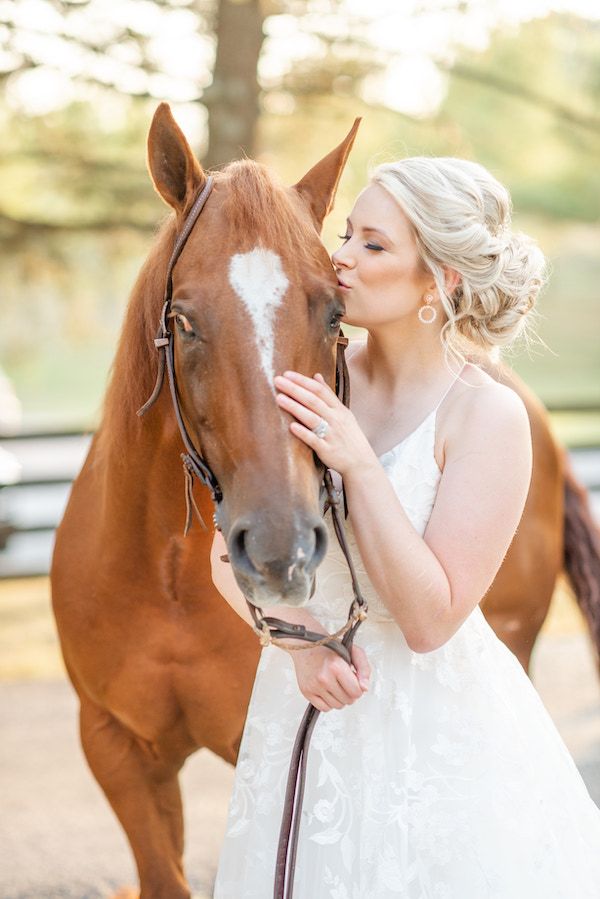  Southern Charm Meets Equestrian Elegance at Warrenwood Manor