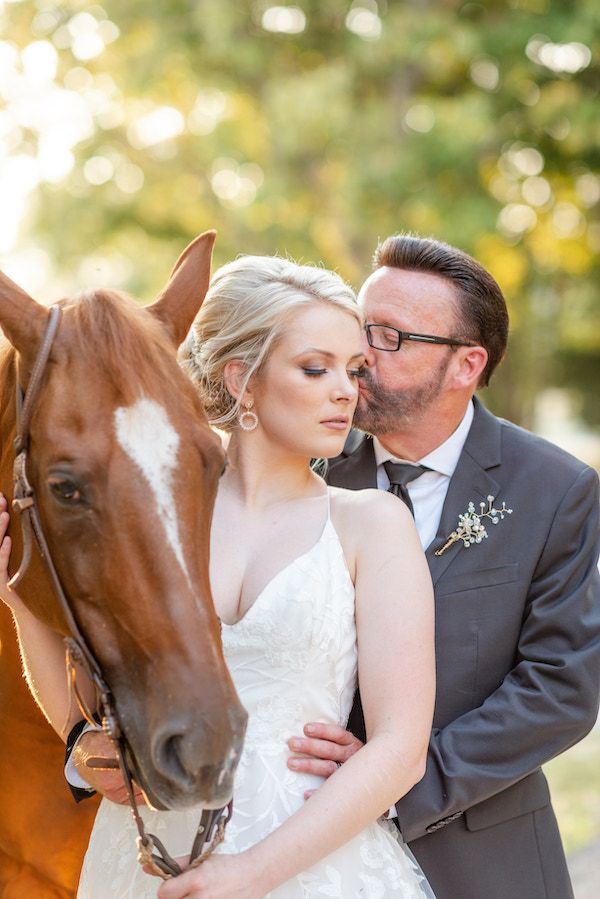  Southern Charm Meets Equestrian Elegance at Warrenwood Manor