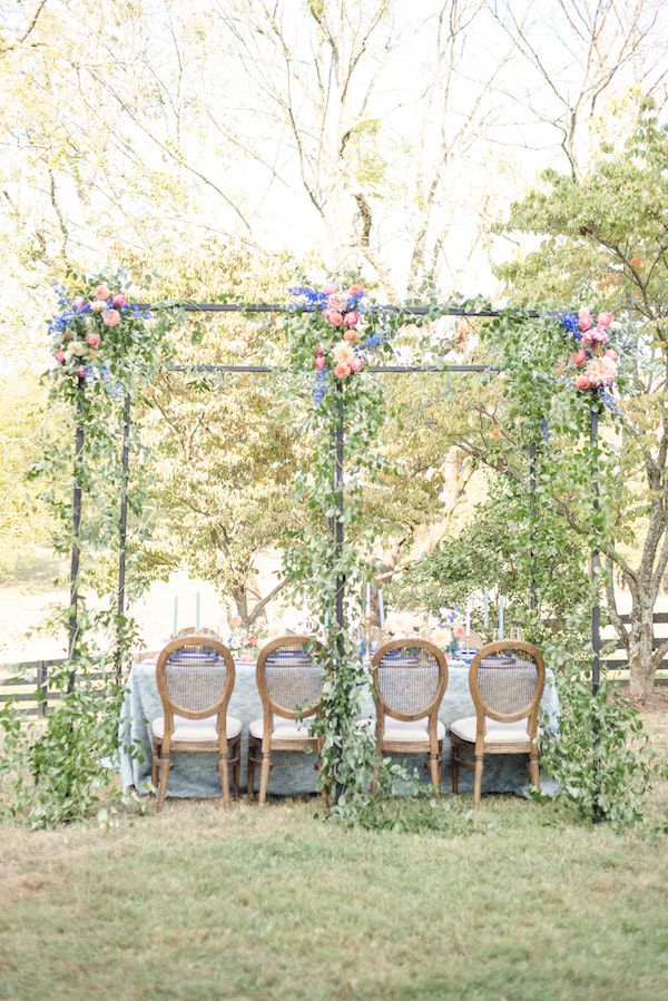  Southern Charm Meets Equestrian Elegance at Warrenwood Manor