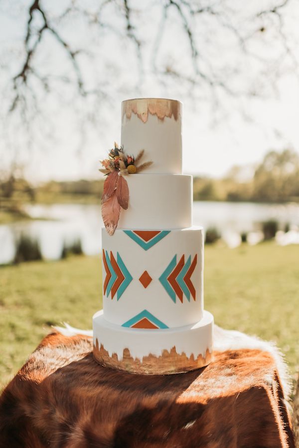  A Color Story: Western Wedding Ideas in Orange, Gold, and Copper