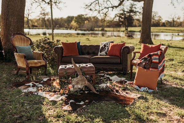  A Color Story: Western Wedding Ideas in Orange, Gold, and Copper