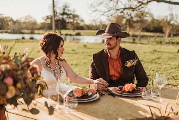  A Color Story: Western Wedding Ideas in Orange, Gold, and Copper