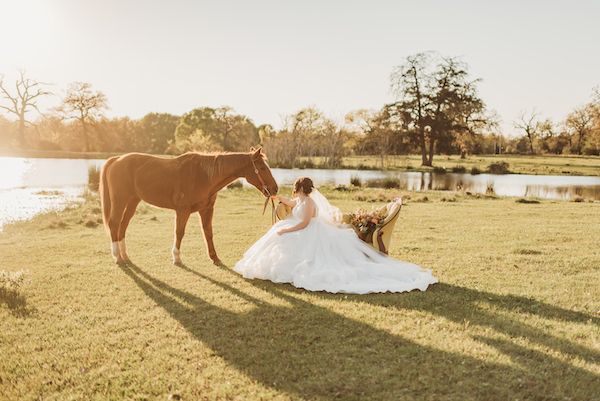  A Color Story: Western Wedding Ideas in Orange, Gold, and Copper