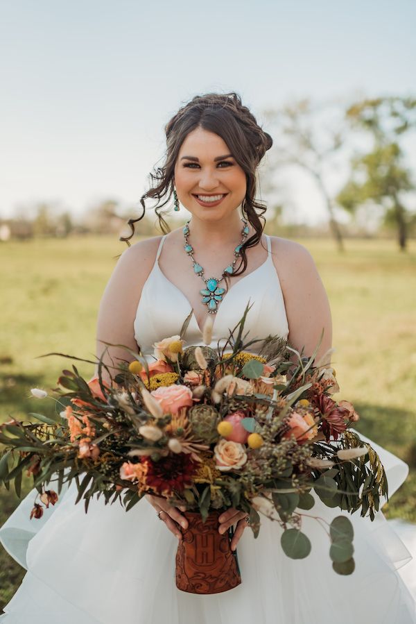  A Color Story: Western Wedding Ideas in Orange, Gold, and Copper