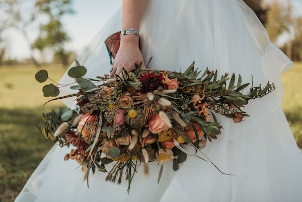  A Color Story: Western Wedding Ideas in Orange, Gold, and Copper