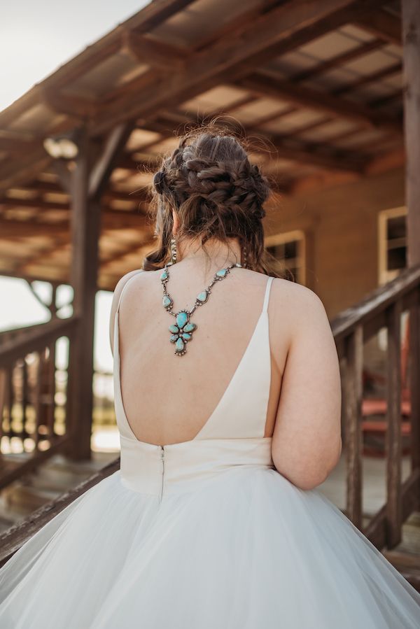  A Color Story: Western Wedding Ideas in Orange, Gold, and Copper