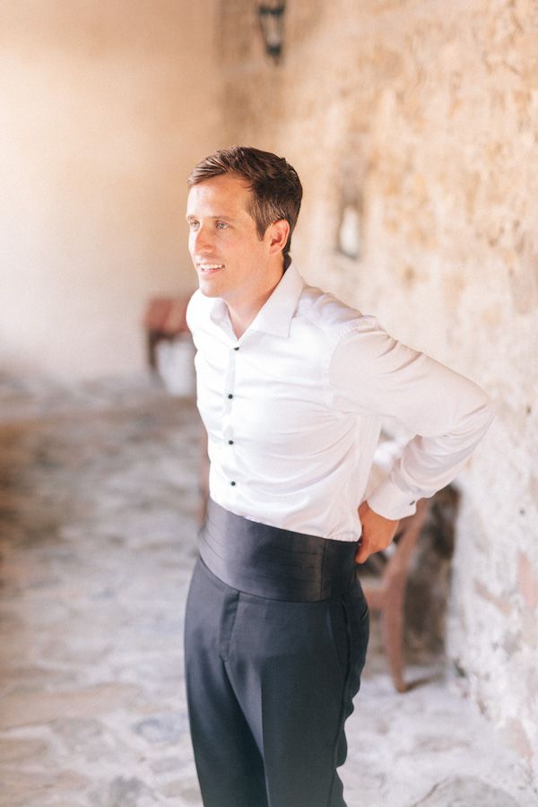 Elegant Wedding by the Sea of Cinque Terre in Italy