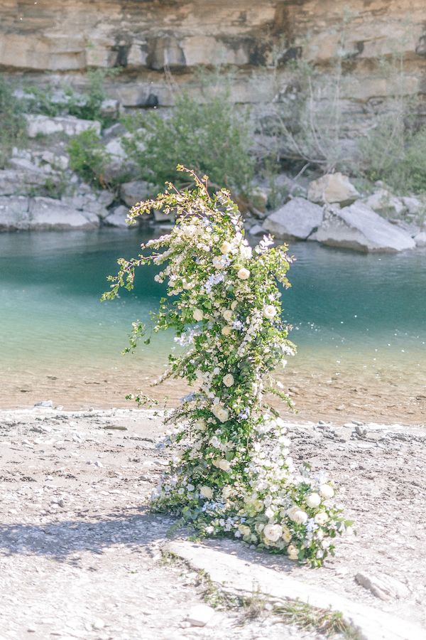  A Mother-Daughter Fairytale at a Waterfall in Tuscany Italy