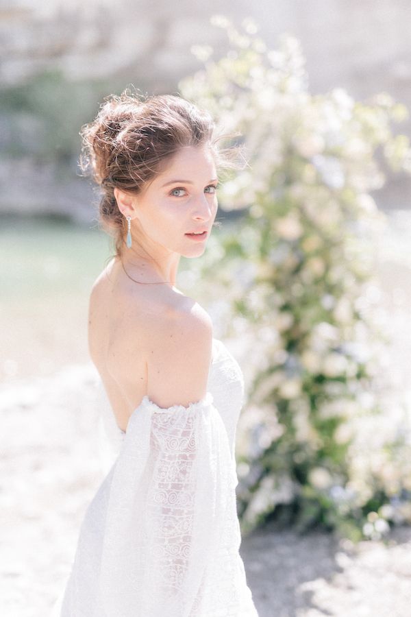  A Mother-Daughter Fairytale at a Waterfall in Tuscany Italy