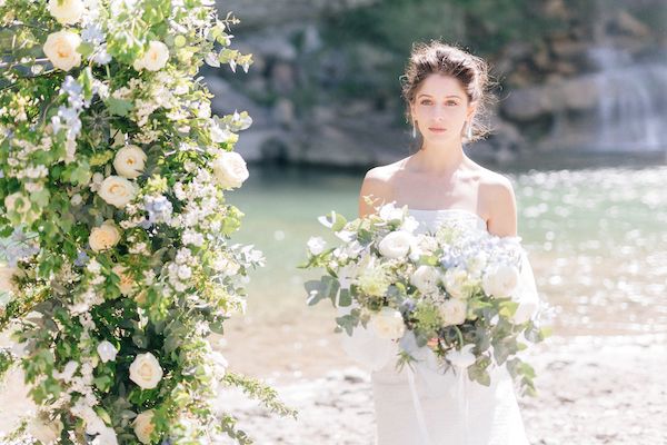  A Mother-Daughter Fairytale at a Waterfall in Tuscany Italy