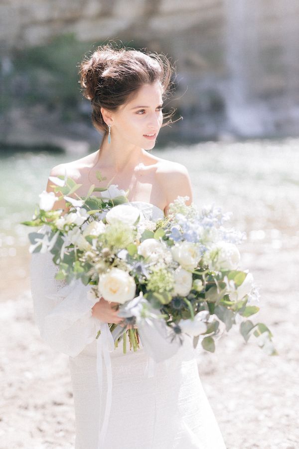  A Mother-Daughter Fairytale at a Waterfall in Tuscany Italy