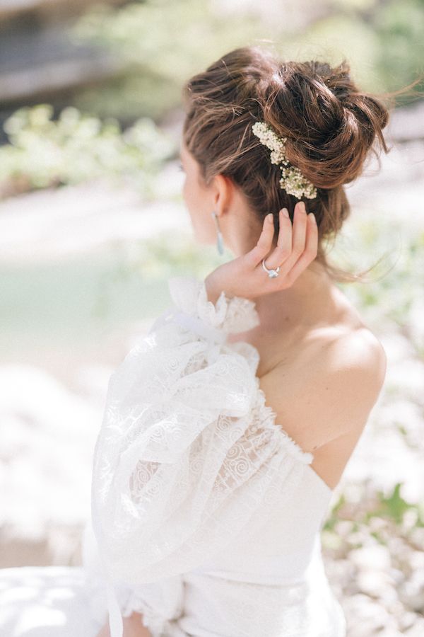  A Mother-Daughter Fairytale at a Waterfall in Tuscany Italy