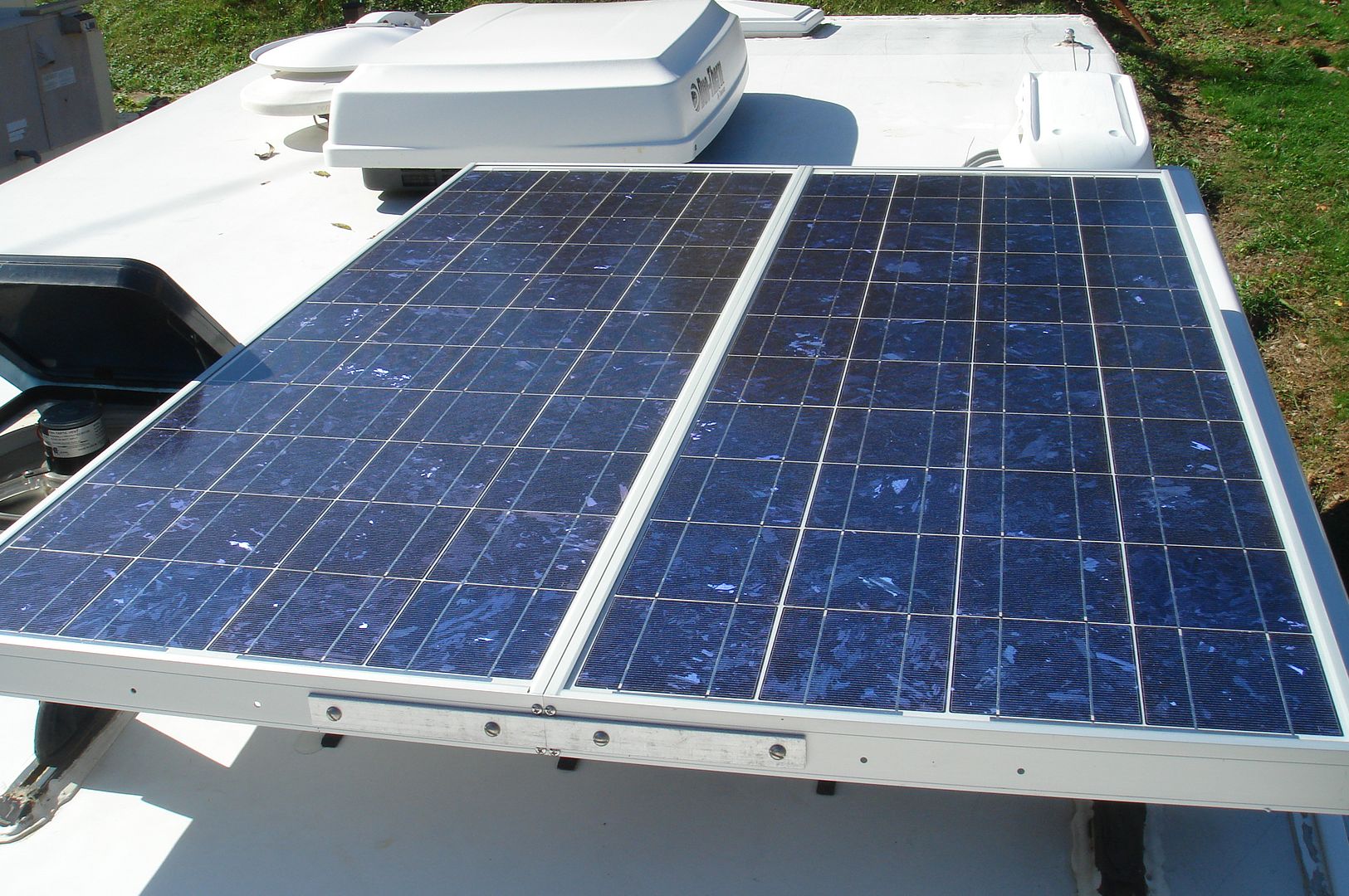 RV.Net Open Roads Forum: 200 watts of solar panels on luggage rack, my ...