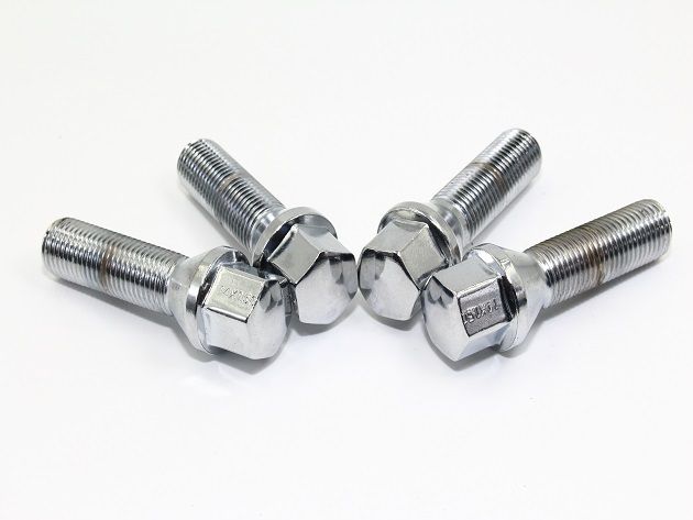  photo Lug Bolts Ext ebay.jpg