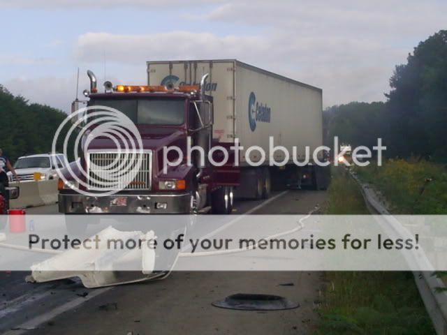 Truck wreck pics.... - Trucker Forum - Trucking & Driving Forums
